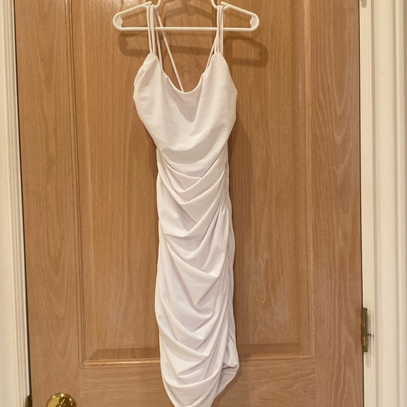 Revolve: Superdown Lisa Ruched Mini Dress - Picture 3 of 7